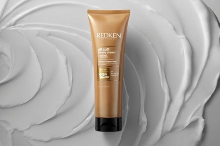Redken 2026 Hydrating vs Strengthening Masks Article Banner